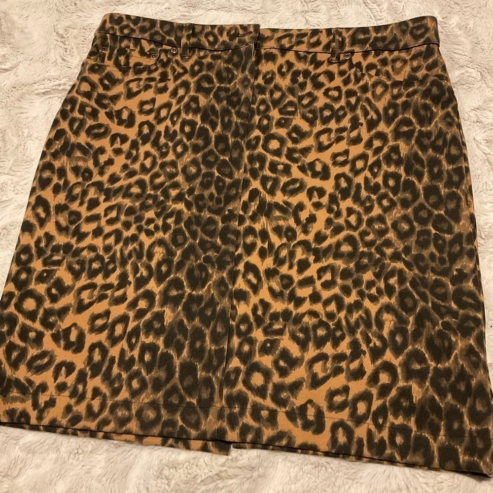 JONES New York Animal Print Skirt